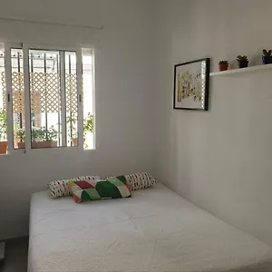Apto. Planta Baja Y Cochera Barrio San Basilio Córdoba